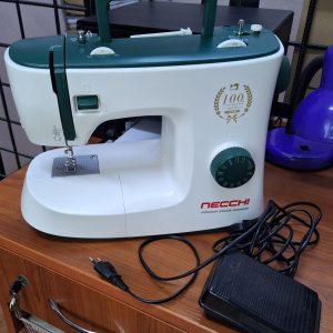 Швейная машина Necchi 3323 A