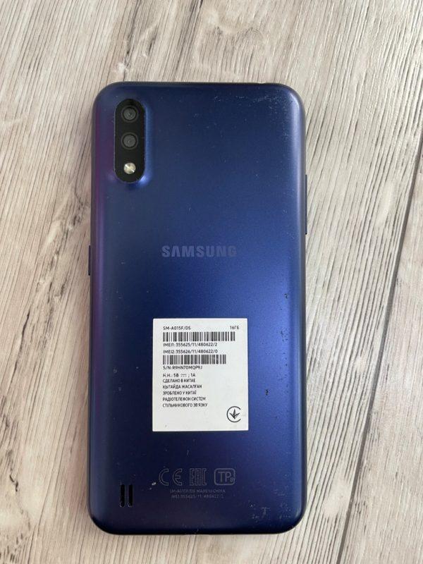 Смартфон Samsung Galaxy A01 SM-A015F/DS
