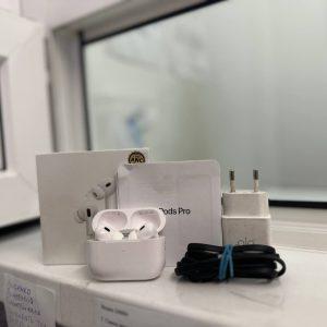 Наушники Apple AirPods Pro