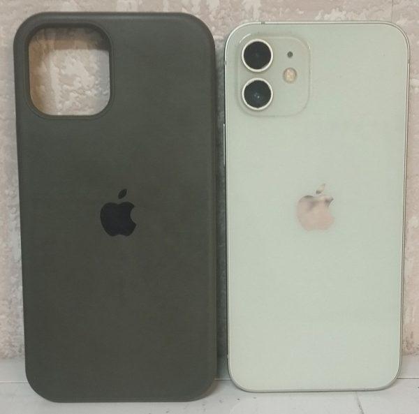 Смартфон Apple iPhone 12 64GB