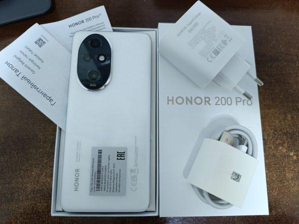 Смартфон HONOR 200 Pro 12/512GB (международная версия)