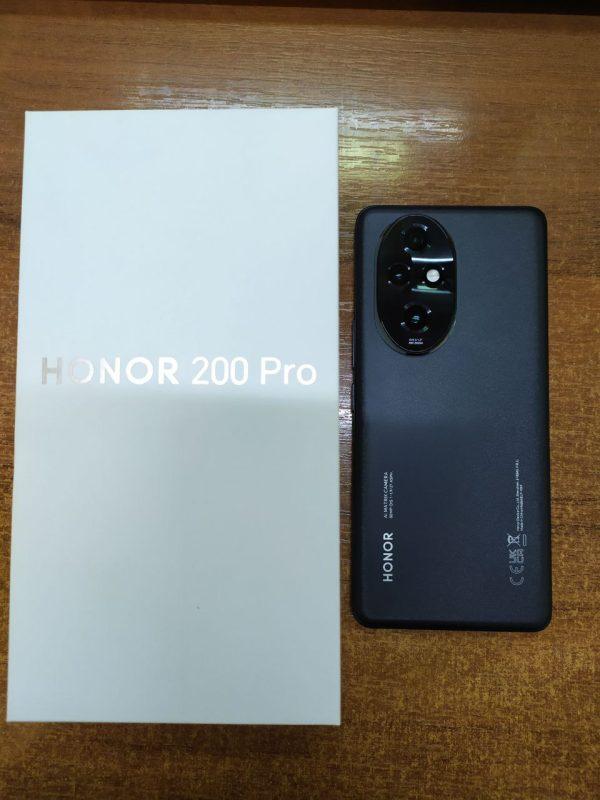 Смартфон HONOR 200 Pro 12/512GB (международная версия)