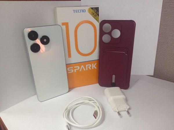 Смартфон Tecno Spark 10 4/128GB