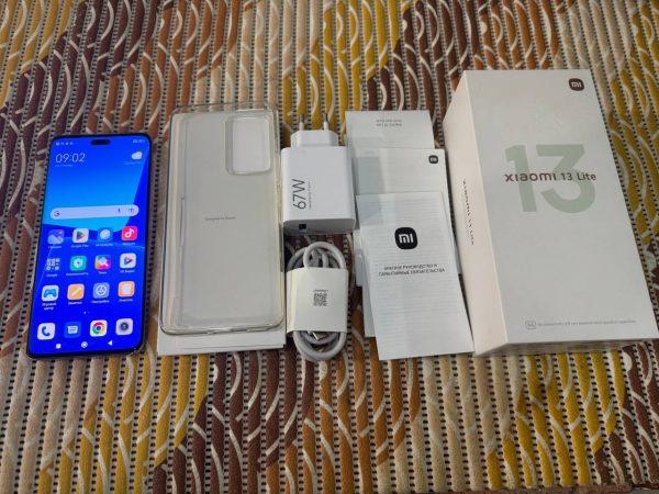 Смартфон Xiaomi 13 Lite 8/256GB (международная версия)