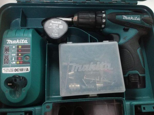 Дрель-шуруповерт Makita DF330DWE