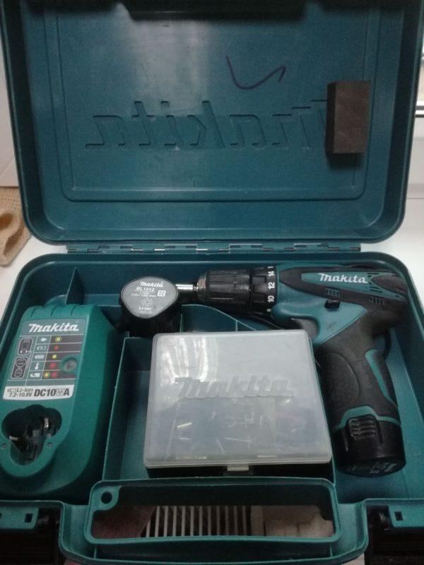 Дрель-шуруповерт Makita DF330DWE