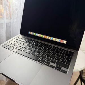 Ноутбук Apple Macbook Air 13" M2 2022 (MLY13) A2681