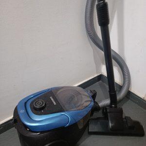 Пылесос Samsung SC18M3120VU (VC18M3120VU/EV)