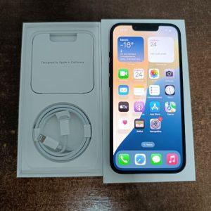 Смартфон Apple iPhone 13 128GB НОВЫЙ