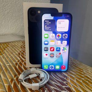 Смартфон Apple iPhone 13 128GB