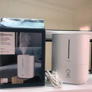 Увлажнитель воздуха Electrolux EHU-5015D