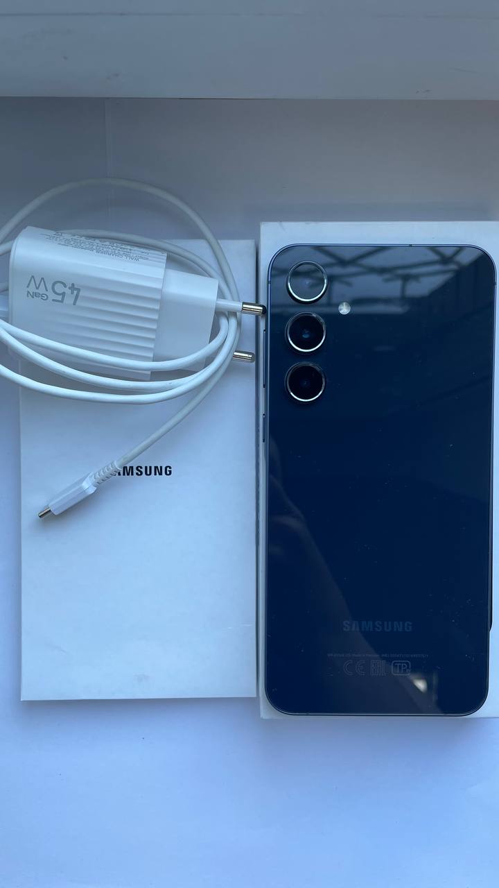 Смартфон Samsung Galaxy A55 SM-A556E 8/256GB Смартфон Samsung Galaxy A55 SM-A556E 8/256GB — изображение 2