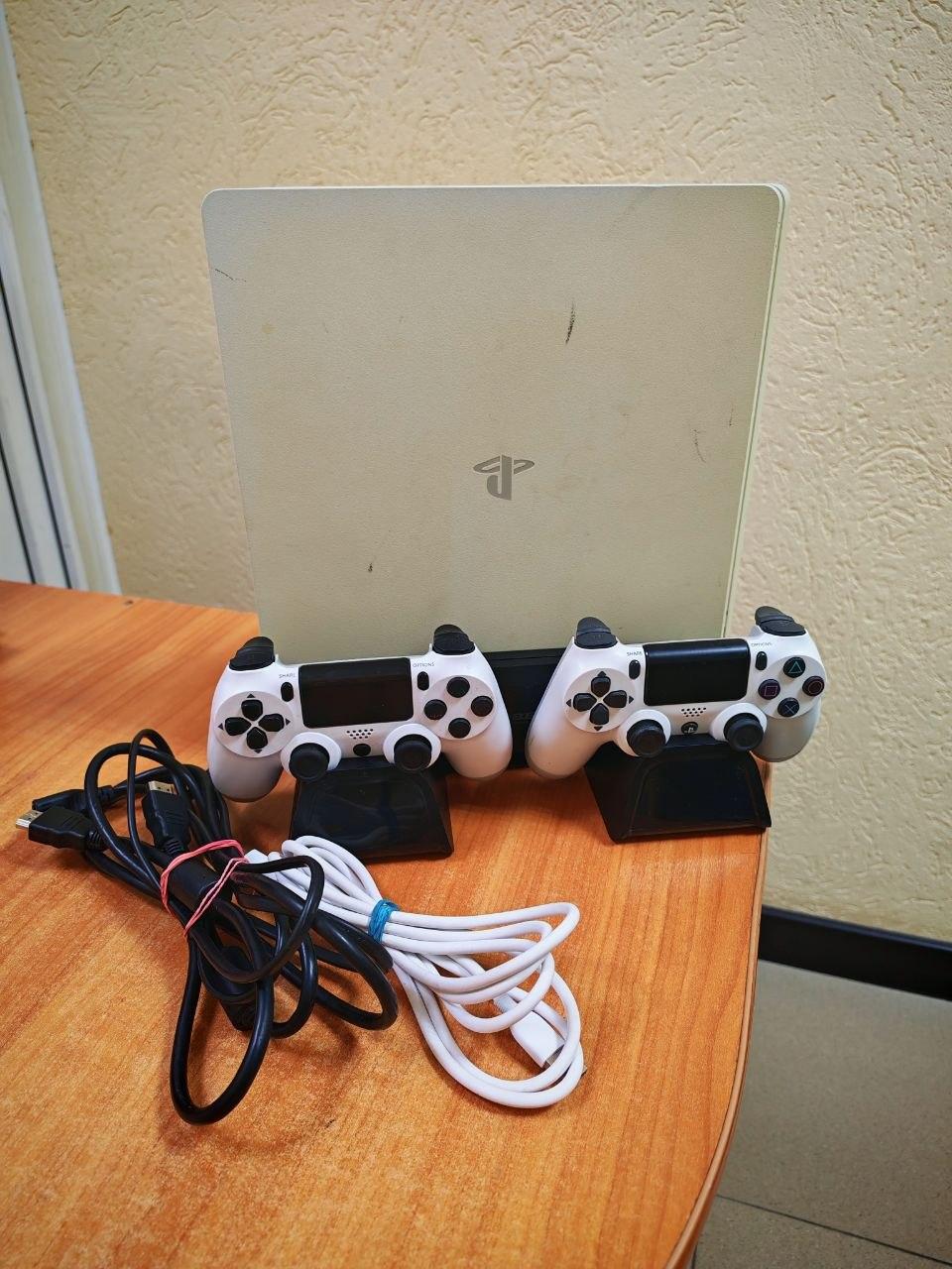 Игровая приставка Sony PlayStation 4 1 ТБ Игровая приставка Sony PlayStation 4 1 ТБ