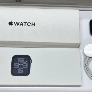 Умные часы Apple Watch SE 2 40 мм (алюминиевый корпус, силиконовый ремешок)