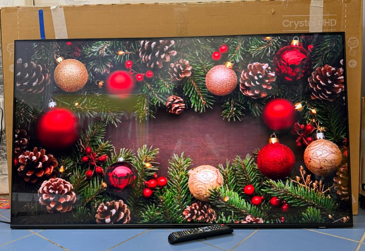 Телевизор Samsung Crystal UHD 4K CU8000 UE55CU8000UXRU Телевизор Samsung Crystal UHD 4K CU8000 UE55CU8000UXRU